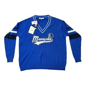 NBA Dallas Mavericks Blue V-Neck Sweater Womens Small NWT Basketball Texas
